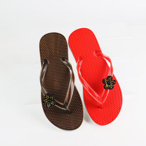 Chaussons hawaïens en plastique pour femmes au meilleur prix Chaussons pour dames - Product Image 1