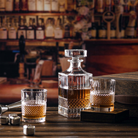 Bouteilles en verre de luxe transparentes Super Flint vides pour liquides, bière, vin, spiritueux, vodka, brandy, whisky avec bouchon en liège