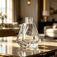 Botol Aroma Kaca Heksagonal Grosir 200ml Tutup Ulir Botol Parfum Mewah Kosong & Dikemas Ulang
