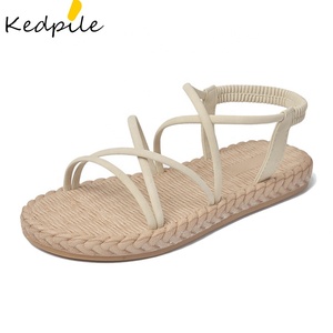 Sandalias planas con punta abatible para mujer, zapatos romanos con cordones de gladiador - Product Image 2