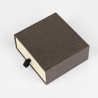 Boîte à tiroir en carton gaufré personnalisée pour le rangement et la présentation de bijoux