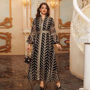 Vestido Largo Elegante de Estilo Europeo y Americano con Mangas Bordadas de Inspiración Oriental para Mujer - Product Image 3