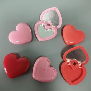 Y031 1.4g INS 2025 Mini Caja de Lápiz Labial con Forma de Corazón de Durazno, Linda y en Oferta, con Espejo, Plástico ABS, Caja de Muestra Pequeña para Cosméticos - Product Image 4