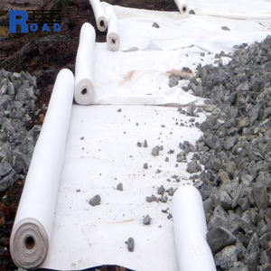 Métier à tisser pré-aiguille de style industriel Géotextile non tissé en PP pour la fabrication de <span class=keywords><strong>feutre</strong></span> et de tapis Poinçonnage de tissu non tissé - Product Image 2