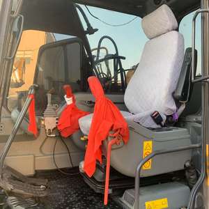 El sistema hidráulico de los modelos más vendidos con alta estabilidad está en buenas condiciones Excavadora usada VOLVO EC140 - Product Image 3