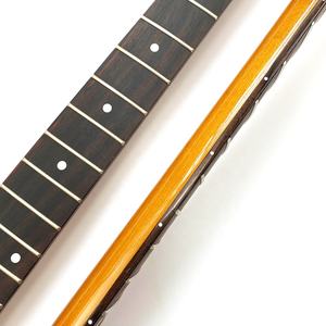 Mástil de guitarra ST de arce liso tostado con acabado nitro brillante de 22 trastes con diapasón de palisandro - Product Image 3