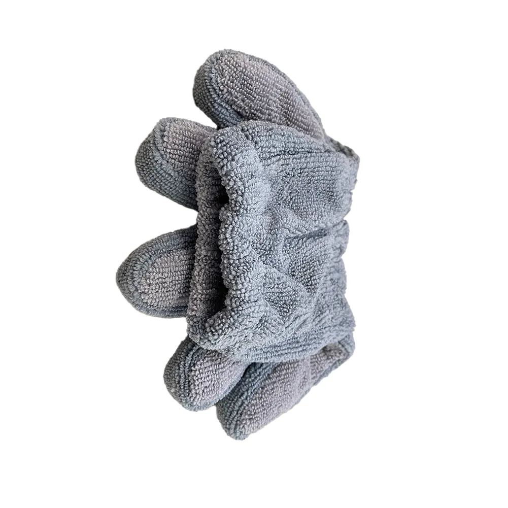 Wide Applications Microfiber Gloves Double Sided Dirt Washing Took for Car Wash Plant Cleaning Made Durable Chenille Material