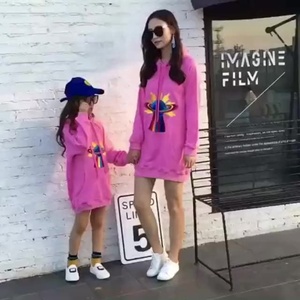 ¡De mamá <span class=keywords><strong>y</strong></span> bordado trajes <span class=keywords><strong>sudadera</strong></span> rosa para las mujeres sudaderas con capucha! - Product Image 4