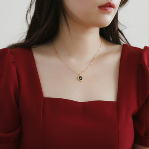 <span class=keywords><strong>Collana</strong></span> Stella Polare per Ragazze, Gioiello Lolita <span class=keywords><strong>con</strong></span> Stella a Otto Punte in Smalto Nero, Catena in Acciaio Inossidabile - Product Image 2