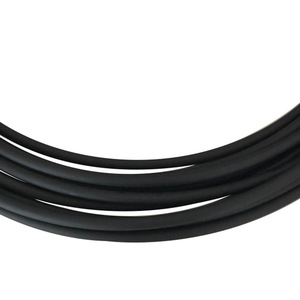 ท่อฉีดยูเรียแบบเรียบ สีดำ ทำจาก NBR+EPDM เสริมลวดเหล็ก สำหรับระบบ SCR ใช้สำหรับส่งของเหลวไอเสียดีเซล ตัดได้ตามต้องการ - Product Image 2