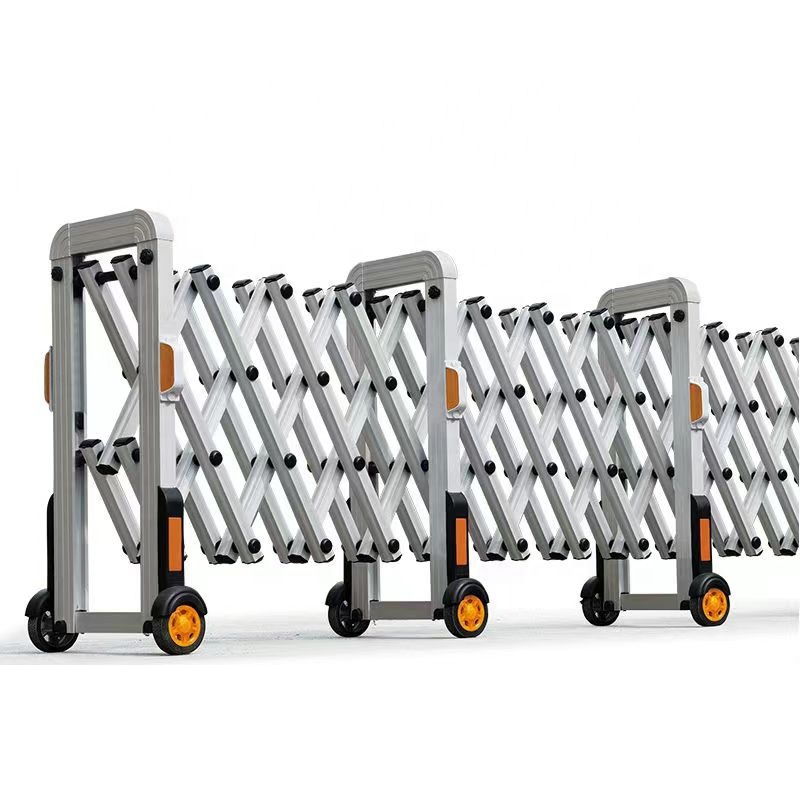 Retractable Pedestrian Traffic Barrier Durable Safety