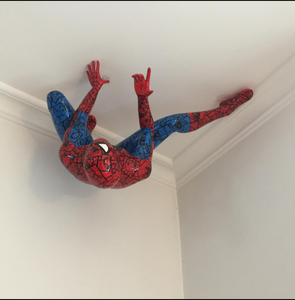 Statue de héros de film en résine grandeur nature statue de spiderman en fibre de verre sculpture à vendre - Product Image 3