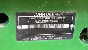 Tractor Utilitario John Deere 6195M 2019 de 195HP con Motor y AutoTrac Listo para Máximo Rendimiento Agrícola - Product Image 5
