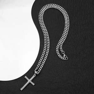 Collier pendentif croix minimaliste religieux en acier inoxydable massif, anti-ternissement, personnalisé, vente en gros, pour hommes et femmes - Product Image 3