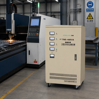 Stabilisateur de tension triphasé de type servo 30 KVA avec affichage numérique, haute efficacité 0,96, 50/60 Hz