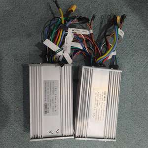 Controlador de Scooter Eléctrico FOC JB 72v 50A con Pantalla Central TF-100 y Acelerador de Dedo para Scooter de 72V 8000w 10000w 15000W - Product Image 6