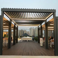 Pergola de jardin en aluminium personnalisée kit toit électrique persiennes motorisées support écran de confidentialité gazebo avec porte coulissante en verre