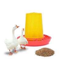 Seau Distributeur Automatique en Plastique Anti-Déversement pour Volaille (Poulets, Canards, Oies) – Conteneur Alimentaire pour Poulailler et Fournitures d'Élevage