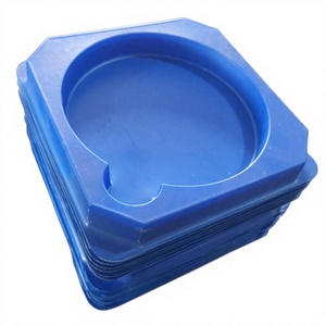 Plateau carré en plastique bleu, matériau PVC, conteneur de stockage jetable pour les biens de consommation - Product Image 1