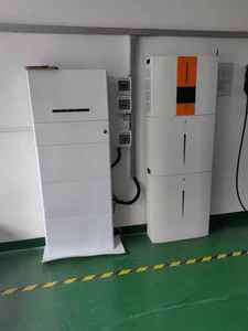 Inversor de almacenamiento solar híbrido todo en uno de <span class=keywords><strong>10kW</strong></span> Sistema solar monofásico de 10,24 kW con potencia de salida de 12kW y frecuencia de 60Hz - Product Image 4