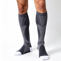 Chaussettes de compression longues pour le football, respirantes, tricotées, ODM pour adultes, sport, fitness, vente chaude transfrontalière