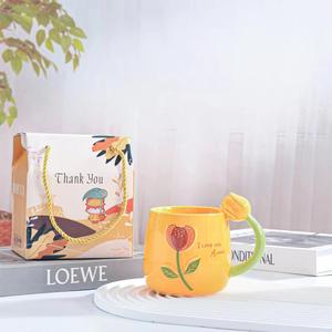 Mug en céramique Instagram, motif tulipe mignon, idéal pour les fêtes, cadeau pratique, tasse à eau créative, tasse cadeau - Product Image 4