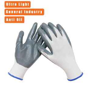 Gants de travail basiques pour hommes, doublure en nylon/polyester blanc de calibre 13 avec revêtement en nitrile gris, finition lisse, CE EN338 4121X - Product Image 2