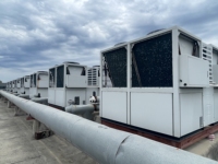 Bomba de Calor Centralizada de Aire a Agua con Inversor de Corriente Continua para Calefacción y Refrigeración en Centros Comerciales, Hospitales y Comunidades Residenciales