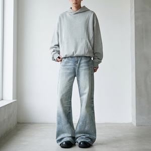 Pantaloni in denim lavorato a maglia a gamba larga blu ghiaccio effetto vintage - Pantaloni da uomo a gamba larga che valorizzano e snelliscono la figura - Product Image 1