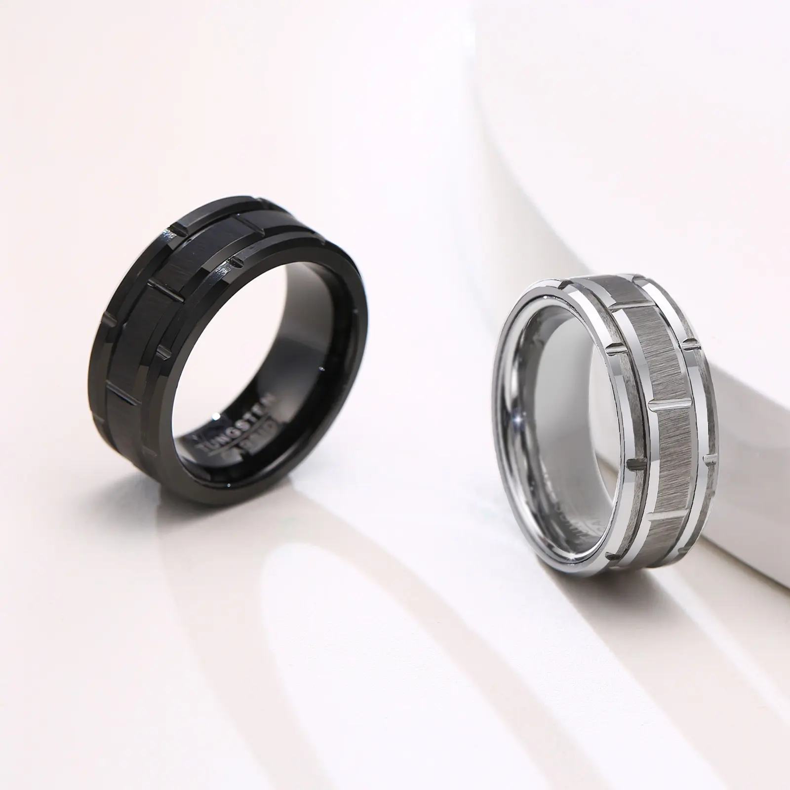 Duyizhao 8mm Black Silver Men Wedding Band Brick Pattern Brushed Finished Beveled Edges Engagement Tungsten Carbide Steel Ring