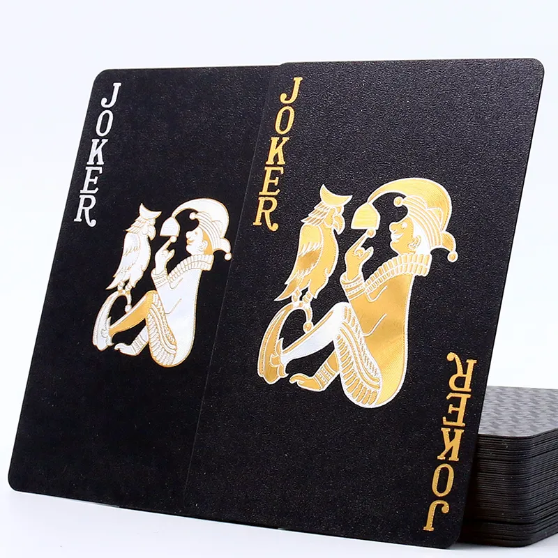 100% plastica produttore gioco di carte stampa personalizzata impermeabile PVC tarocchi lamina nera carte da gioco carte da poker placcate oro