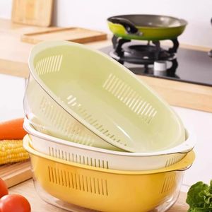 ตะกร้ากรองสองชั้นพร้อมภาชนะพลาสติก ชุด 8 ชิ้น สำหรับล้างและเก็บผักผลไม้ - Product Image 4