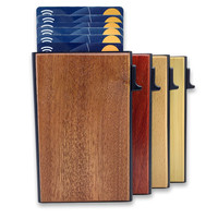 Dompet Kartu Kayu ramping Logo ukiran kustom untuk pria, dompet kartu kayu minimalis memblokir RFID Pop up, tempat kartu kayu dengan kantung uang