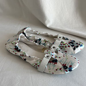 Zapatos Planos de Diseño para Mujer, Estilo Mary Jane con Flores, Satinados, Diseño Nuevo, Zapatos Planos de Moda, Sandalias - Product Image 3