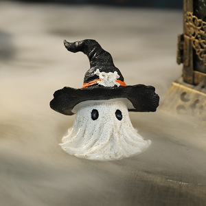 หมวกเวทมนตร์ศิลปะลึกลับ ของตกแต่งเรซิ่นรูปผี สีม่วงดำ ของตกแต่งฮาโลวีน อุปกรณ์ประกอบปาร์ตี้ น่ารัก สร้างบรรยากาศหลอนๆ - Product Image 3