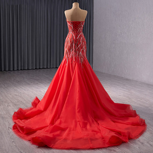 Robe de mariée sirène de luxe en dentelle perlée, rouge, pour bal de promo, avec corsage perlé en tulle, longueur ras du sol Rsm241050 - Product Image 4