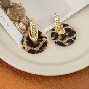 New Fashionable <b>Silver</b> Plated Acrylic Leopard Print <b>Stud</b> Earrings with Geometric Circular Design for Women's Anniversary - Product Image 3