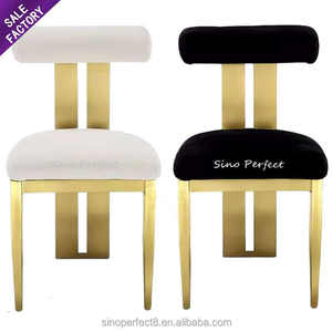 Chaise de salle à manger empilable en acier inoxydable doré de nouvelle conception pour les événements, les mariages, la location de meubles de mariage - Product Image 1