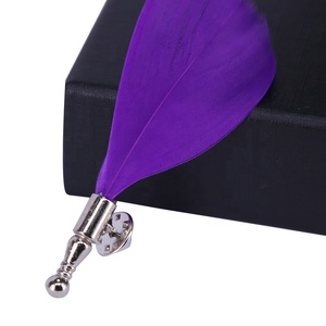 Atacado Colorido Pena Flor Broche Lapela Pin para Mens Ternos - Product Image 5