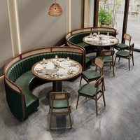 Canapé de restaurant de style américain, table et chaises en bois massif avec structure métallique pour restaurant commercial de type hot pot