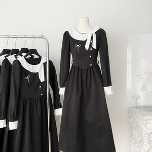 Nuovo Abito Nero Lussuoso Stile Francese con Stampa Digitale e Vita Naturale, Collezione Inizio Autunno 2025, per un Look Ricco e Raffinato - Product Image 1