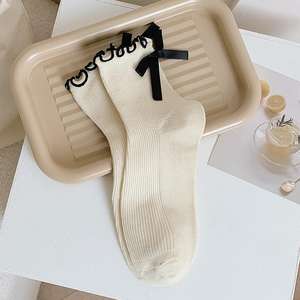 थोक उच्च गुणवत्ता प्यारी लड़की वसंत लहर बढ़त Bowknot Soild रंग छात्र सूती मोजे - Product Image 4