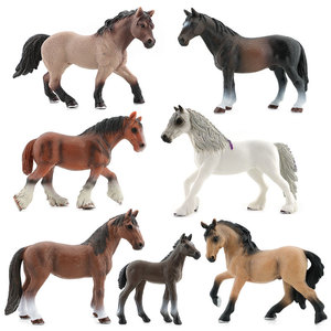 Modèles de chevaux de simulation transfrontaliers : Cheval de Quarter, Cheval Hanovrier, Cheval Friesien, Cheval Blanc, Cheval Clydesdale - PVC - Product Image 1