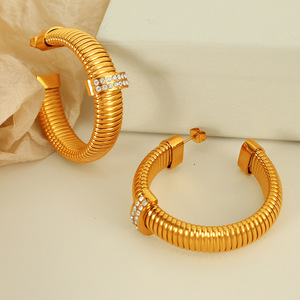 Pendientes de Aro de Aleación de Zinc Dorada con Incrustaciones de Diamantes de Imitación, Joyería de Moda para Mujer, Uso Diario - Product Image 2