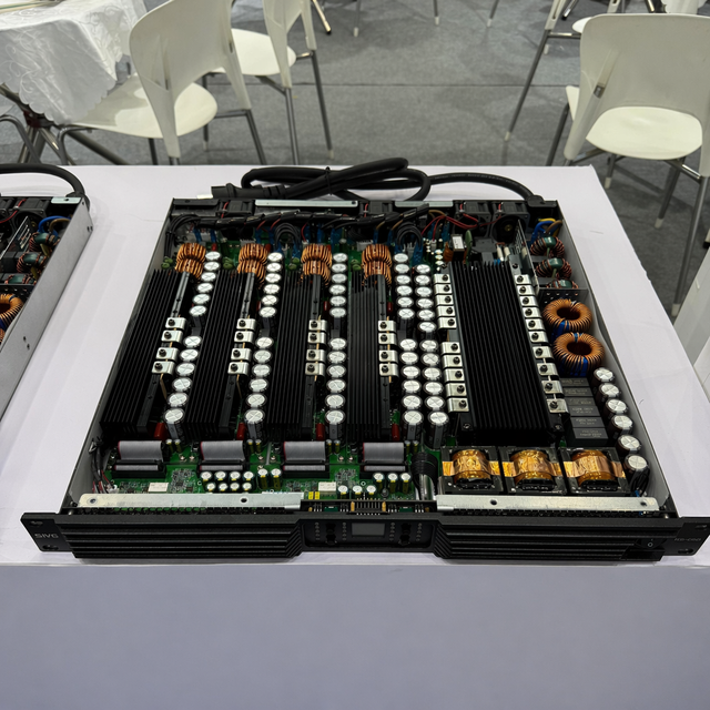 Professional Power Amplifier Class d Amplifier 4-Channel 4x3000W Subwoofers Stereo Amplifier Audio Sound Equipment for DJ Stage