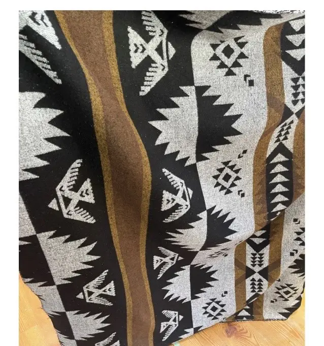 Le fabricant fournit des Jacquard GSM techniques Style aztèque, tissu en laine Polyester du sud-ouest