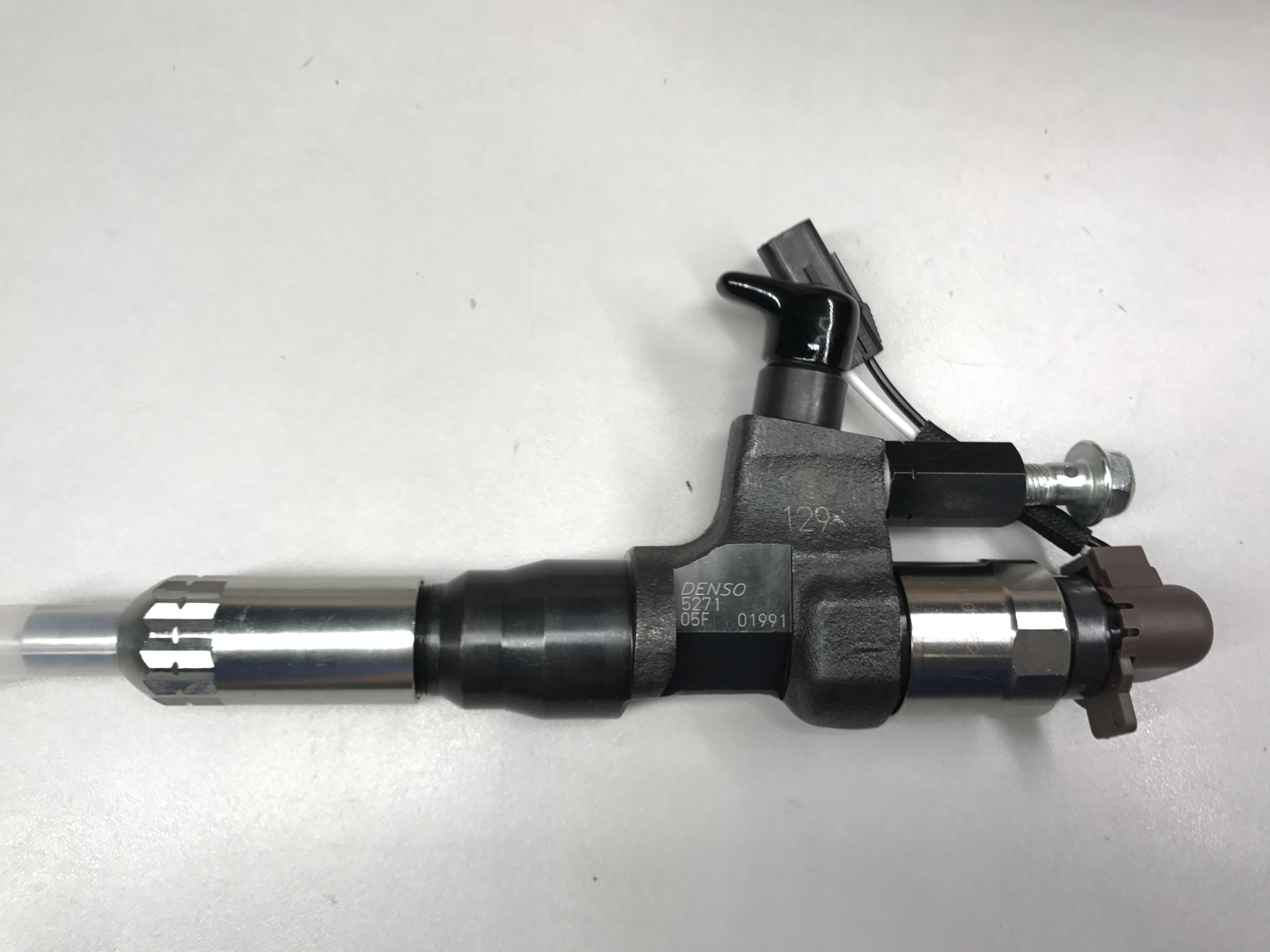 common rail injector 9709500-527 23670-E0251 injector for HINO J08E injector nozzle 23670-E0251 095000-5274 9709500-527