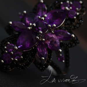Bague en alliage incrustée d'améthyste et de spinelle noire de la série Counterattack, bijoux vintage pour anniversaire - Product Image 4