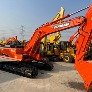 Excavadora DOOSAN DX300LC-9C Usada en Buenas Condiciones, Fabricada en Corea. Excavadoras Usadas Doosan DX220LC-7, 300LC-7, 420LC-7, 225LC-9C en Venta - Product Image 3