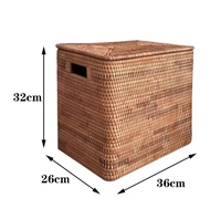 Panier à linge en rotin élégant et raffiné avec une touche de finition soignée, parfait pour les maisons de luxe et l'aménagement intérieur exquis